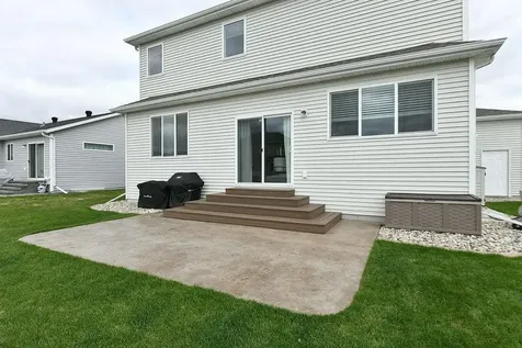 6620 57th Avenue S Fargo ND 58104