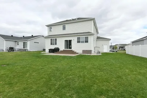 6620 57th Avenue S Fargo ND 58104