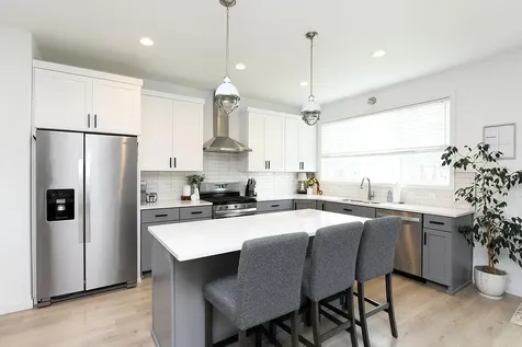 6620 57th Avenue S Fargo ND 58104