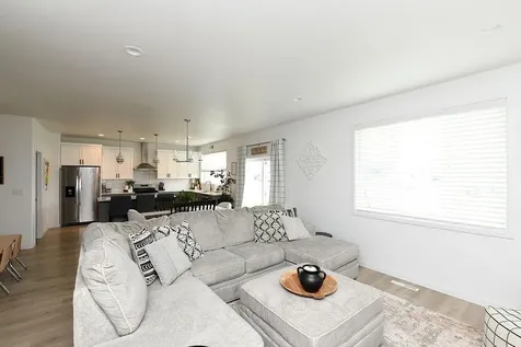 6620 57th Avenue S Fargo ND 58104