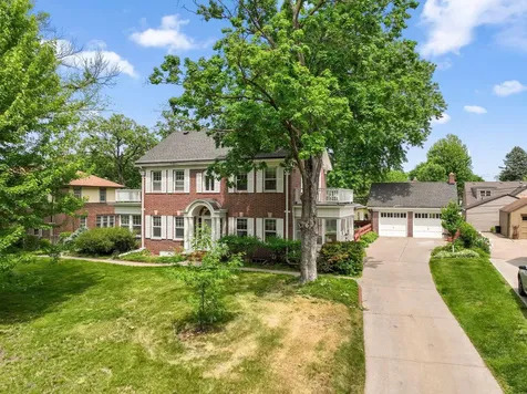 4325 Wooddale Avenue S Saint Louis Park MN 55424