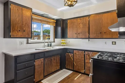 1804 7th Street E Saint Paul MN 55119