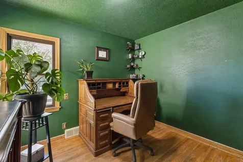 1804 7th Street E Saint Paul MN 55119