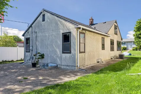 1804 7th Street E Saint Paul MN 55119