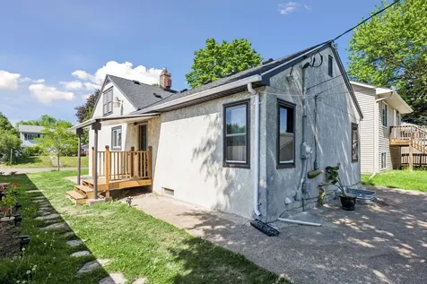 1804 7th Street E Saint Paul MN 55119