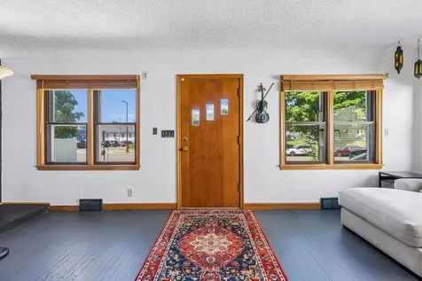1804 7th Street E Saint Paul MN 55119