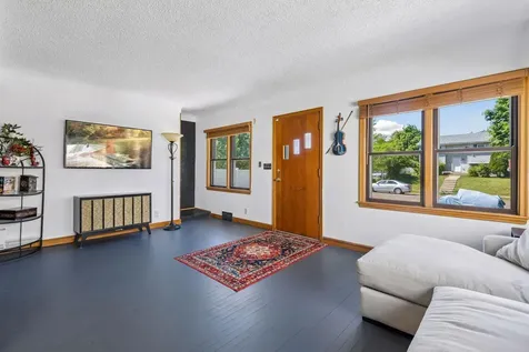 1804 7th Street E Saint Paul MN 55119