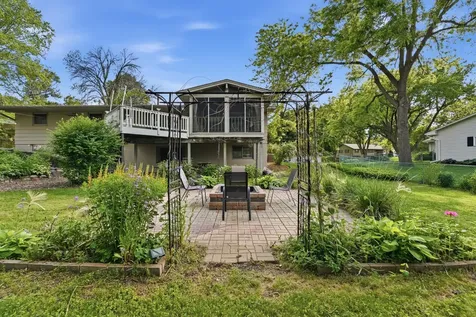 12913 Eagle Ridge Drive Burnsville MN 55337