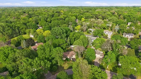 12913 Eagle Ridge Drive Burnsville MN 55337