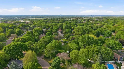 12913 Eagle Ridge Drive Burnsville MN 55337