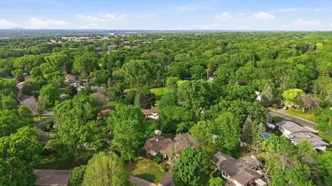 12913 Eagle Ridge Drive Burnsville MN 55337