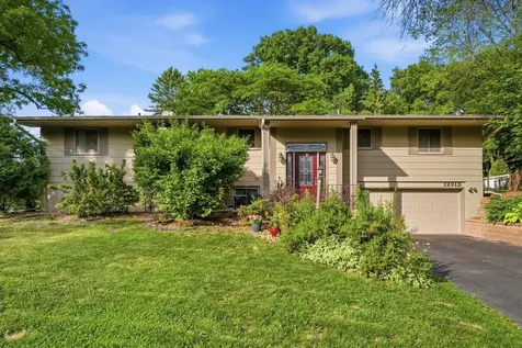 12913 Eagle Ridge Drive Burnsville MN 55337