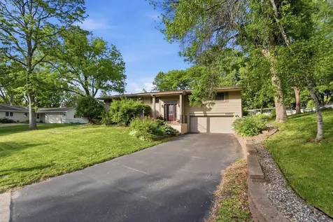 12913 Eagle Ridge Drive Burnsville MN 55337