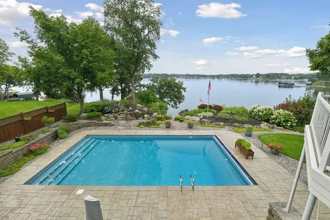 1065 Bayside Lane Minnetrista MN 55364