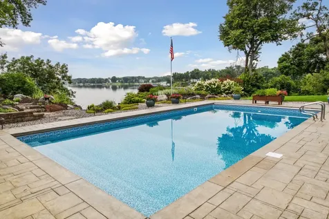 1065 Bayside Lane Minnetrista MN 55364