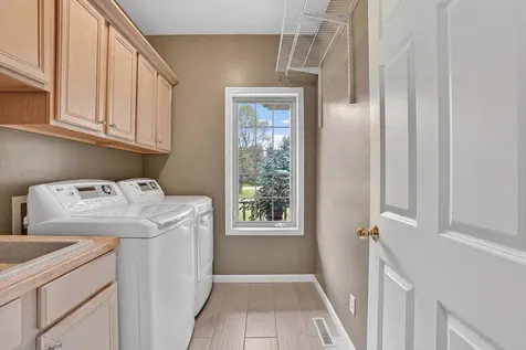 13420 Skyline Circle Shakopee MN 55379