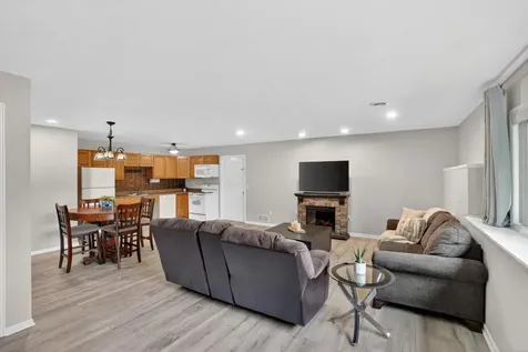 13420 Skyline Circle Shakopee MN 55379