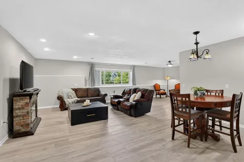 13420 Skyline Circle Shakopee MN 55379
