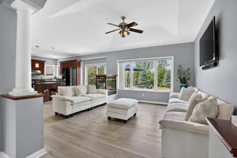 13420 Skyline Circle Shakopee MN 55379