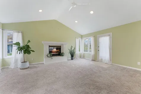 10 Western Terrace Golden Valley MN 55426