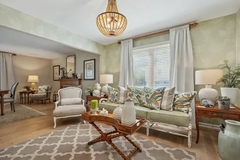 10 Western Terrace Golden Valley MN 55426