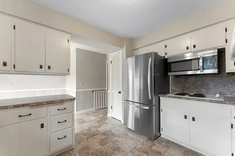 10 Western Terrace Golden Valley MN 55426