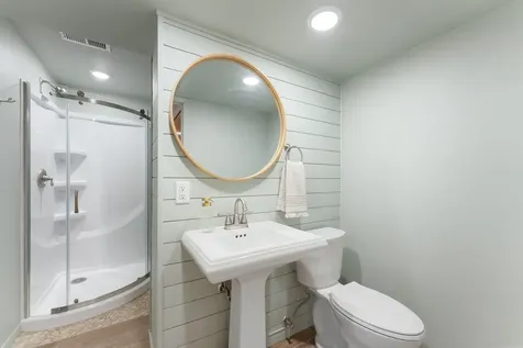 10 Western Terrace Golden Valley MN 55426