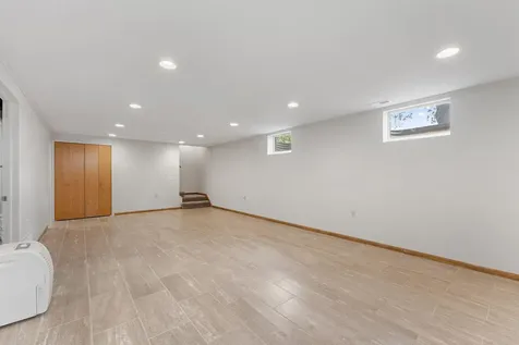 10 Western Terrace Golden Valley MN 55426