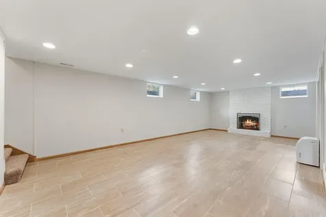 10 Western Terrace Golden Valley MN 55426
