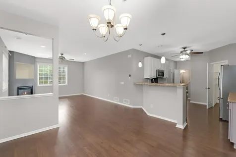 14211 Avalon Path Rosemount MN 55068