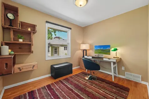 2723 Mcnair Drive N Robbinsdale MN 55422