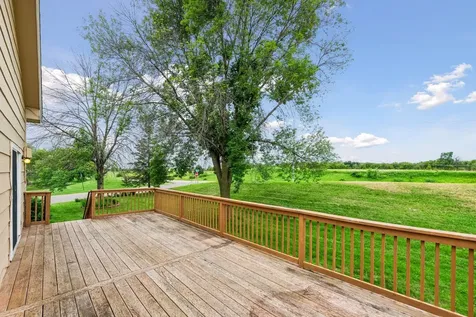 1070 Butte Court Chanhassen MN 55317