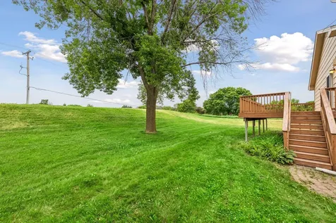 1070 Butte Court Chanhassen MN 55317