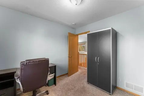 28359 Lakeside Way Lindstrom MN 55045
