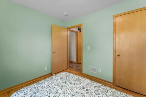 28359 Lakeside Way Lindstrom MN 55045