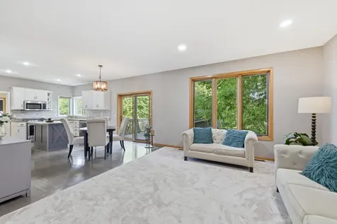 3774 Oxford Drive Woodbury MN 55125
