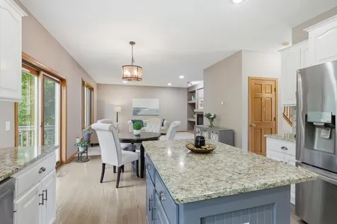3774 Oxford Drive Woodbury MN 55125