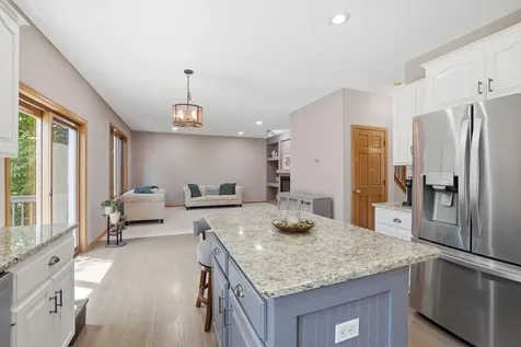 3774 Oxford Drive Woodbury MN 55125
