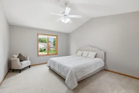 3774 Oxford Drive Woodbury MN 55125