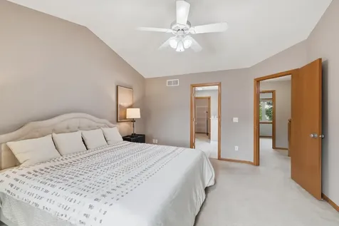 3774 Oxford Drive Woodbury MN 55125