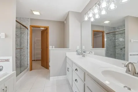 3774 Oxford Drive Woodbury MN 55125
