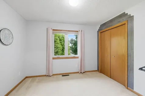 3774 Oxford Drive Woodbury MN 55125