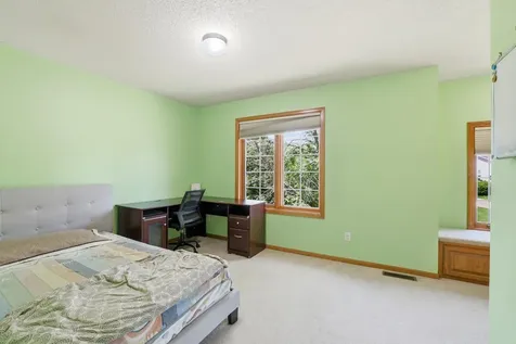3774 Oxford Drive Woodbury MN 55125