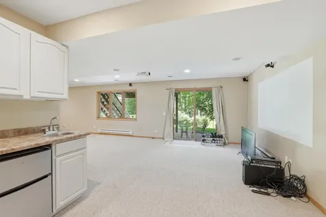 3774 Oxford Drive Woodbury MN 55125