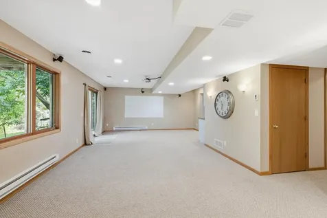 3774 Oxford Drive Woodbury MN 55125