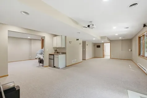 3774 Oxford Drive Woodbury MN 55125