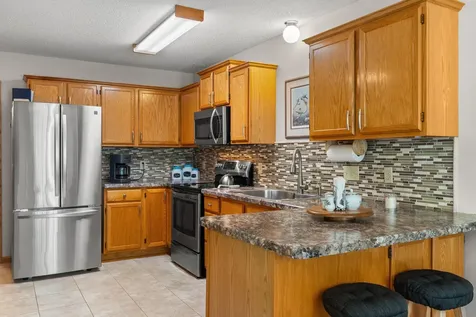 12761 Edgewater Path Apple Valley MN 55124