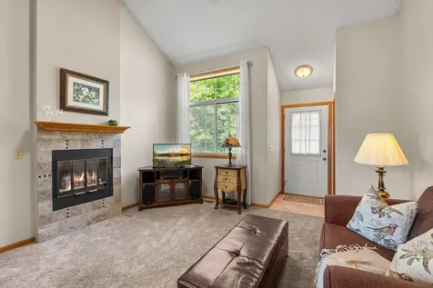 12761 Edgewater Path Apple Valley MN 55124