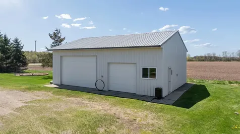 17991 Glendorado Road Princeton MN 55371