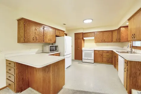 6801 Willow Lane N Brooklyn Center MN 55430